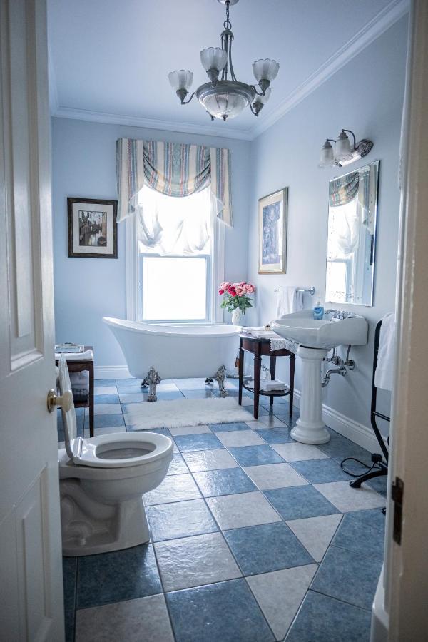 Belle View Manor Inn Harbour Grace Экстерьер фото