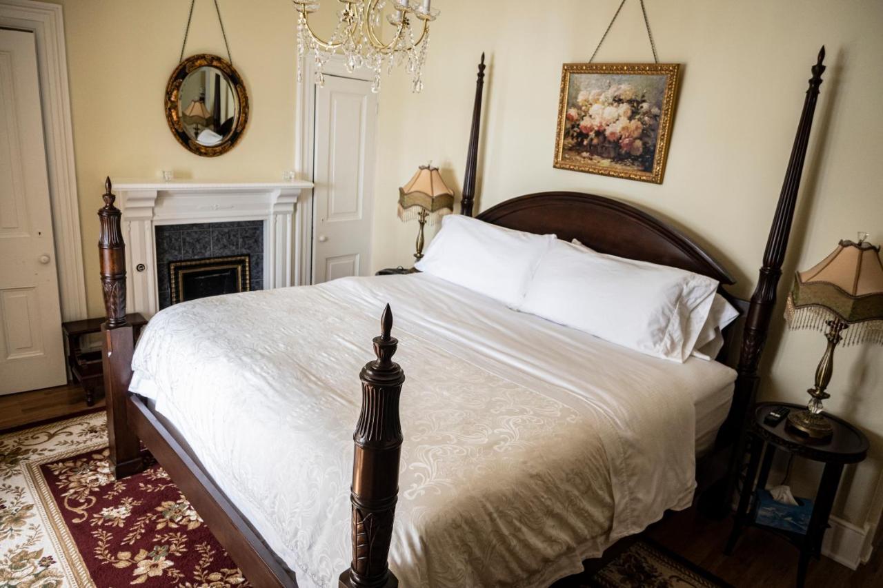 Belle View Manor Inn Harbour Grace Экстерьер фото