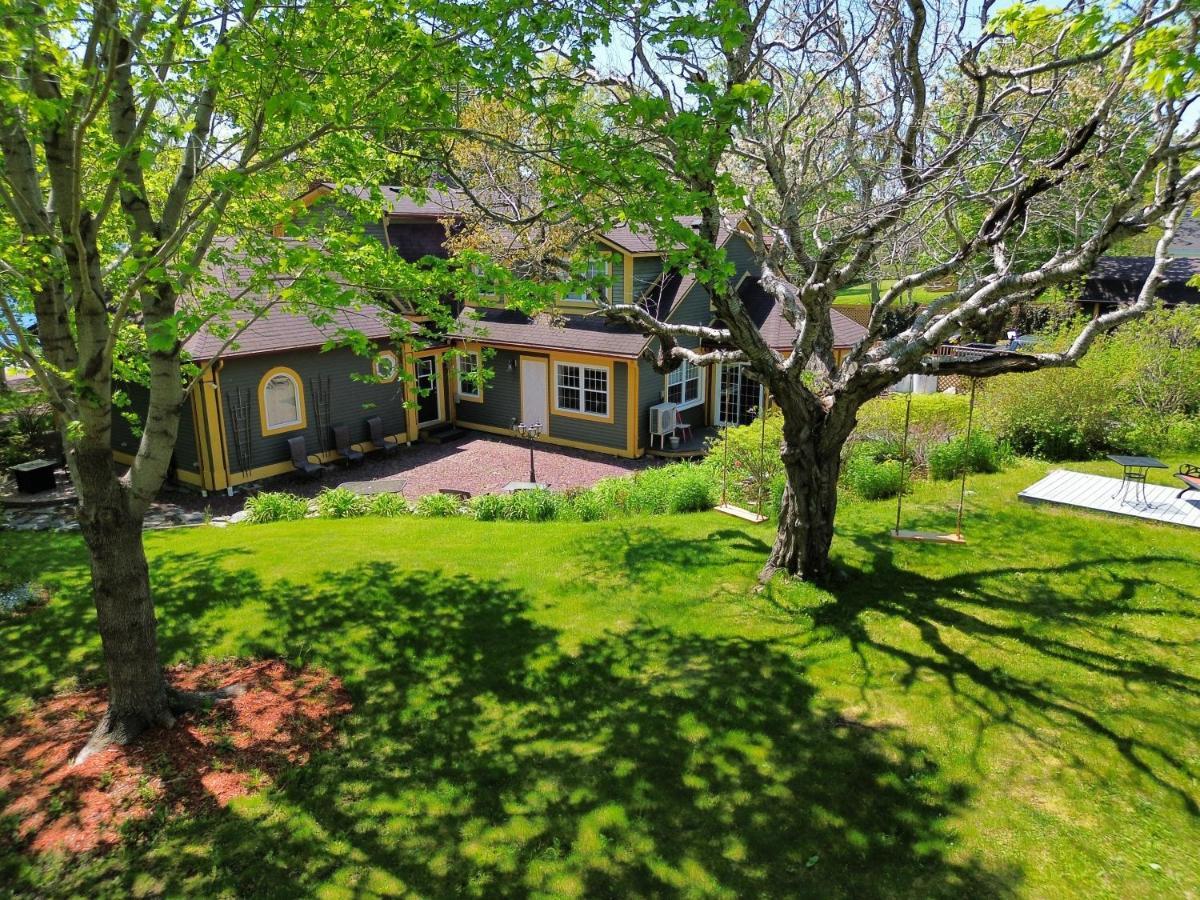 Belle View Manor Inn Harbour Grace Экстерьер фото